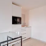 Le Semiramis L & Views L Shellter Inn